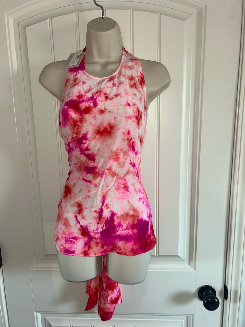 NWT Trina Turk Pink and Red Tie-Dye Racerback Tank Big Bow Sz M